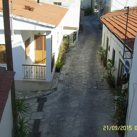 Εξοχικό σπίτι Aristos Houses Καλαβασός