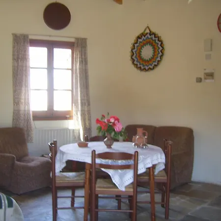 Country house Aristos Houses
